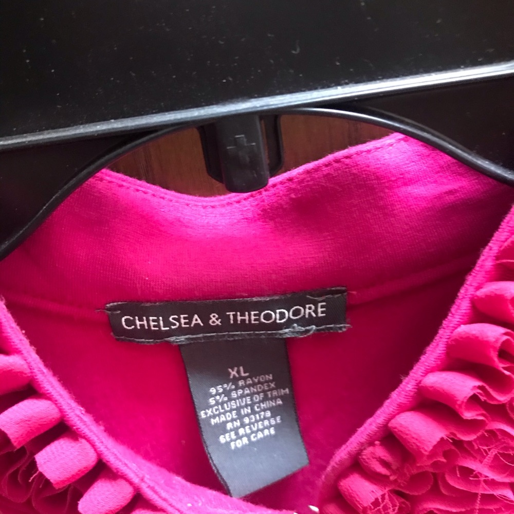 Chelsea & Theodore “Too Cute” Blouse Size XL - Picture 7 of 8